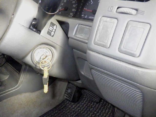 Mitsubishi CHALLENGER 1996 7157203-6