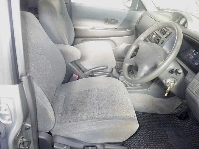 Mitsubishi CHALLENGER 1996 7157203-7