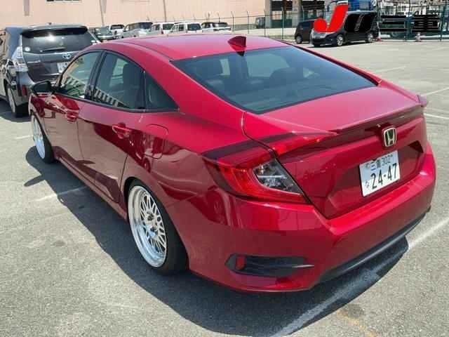 Honda CIVIC 2018 7154674-1