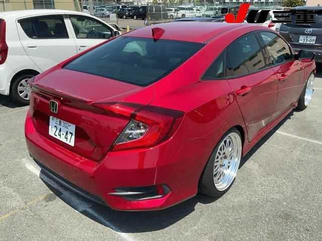 Honda CIVIC 2018 7154674-6