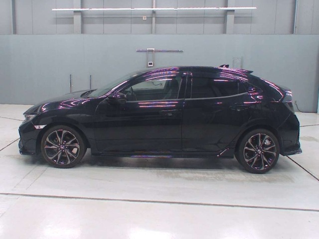 Honda CIVIC 2018 7154675-4