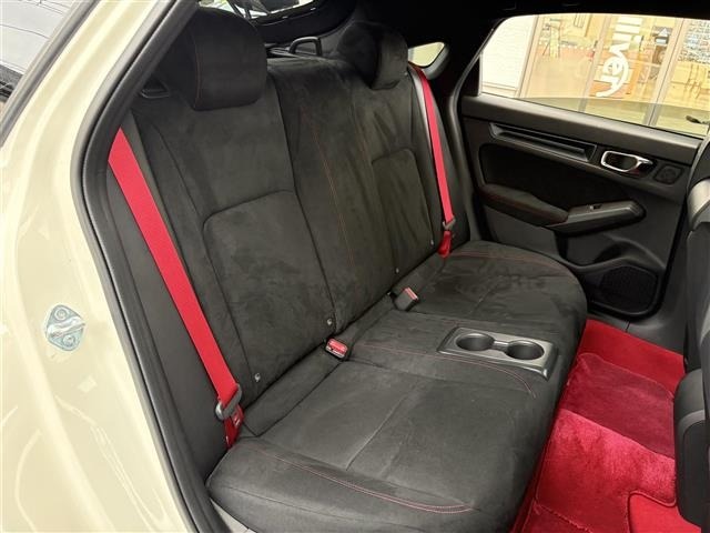 Honda CIVIC 2024 7155460-6