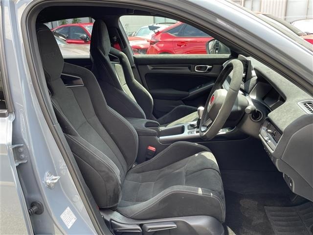 Honda CIVIC 2025 7155461-9