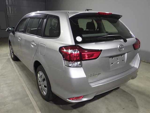 Toyota COROLLA FIELDER 2017 7161541-4
