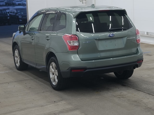 Subaru FORESTER 2015 7162401-1