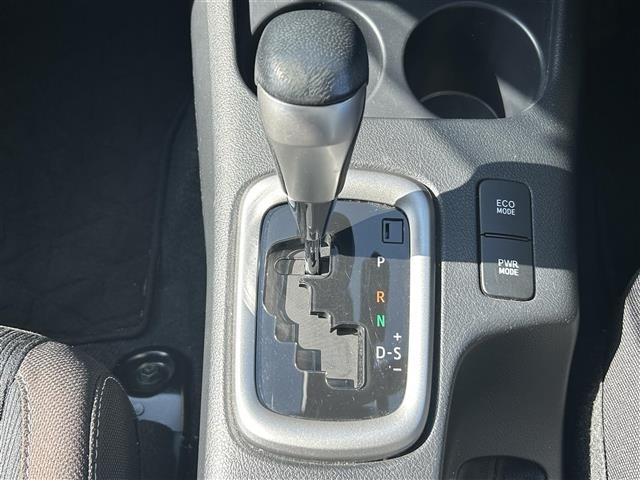Toyota HILUX 2021 7162035-20