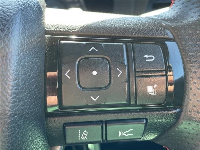Toyota HILUX 2023 7162044-5