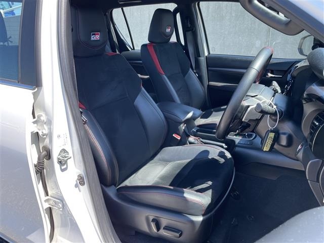Toyota HILUX 2023 7162044-6