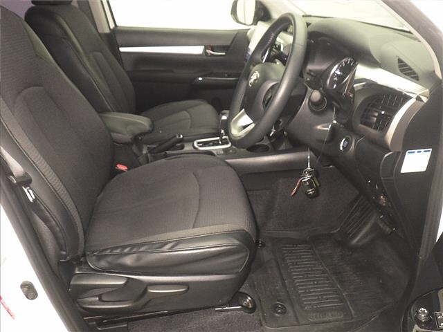 Toyota HILUX 2021 7162058-5