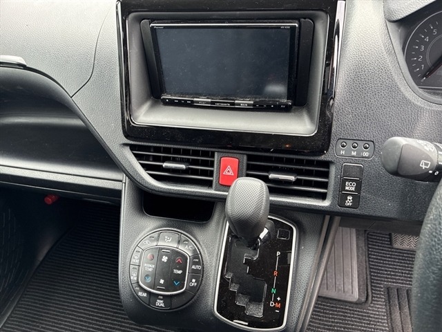 Toyota NOAH 2021 7160613-4