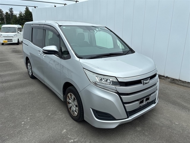 Toyota NOAH 2019 7160614-0