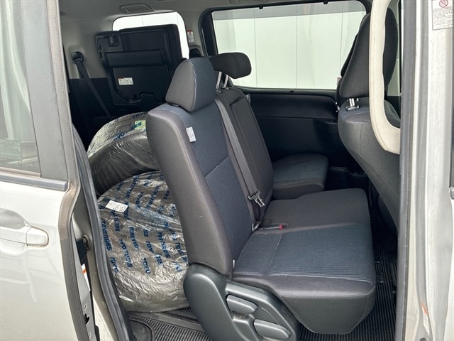 Toyota NOAH 2019 7160614-6