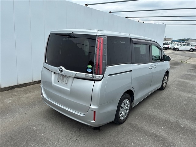Toyota NOAH 2019 7160614-9
