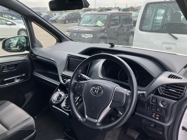 Toyota NOAH 2019 7160619-3