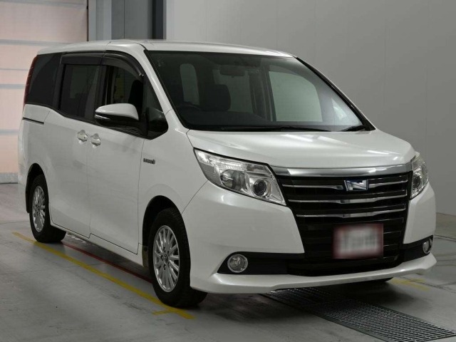 Toyota NOAH 2015 7160620-5