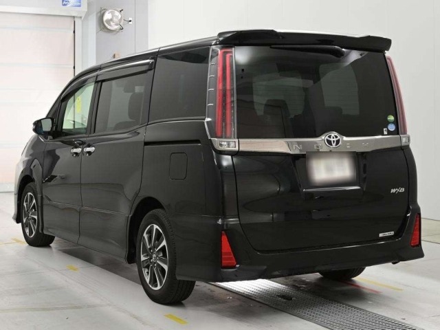 Toyota NOAH 2018 7160622-6