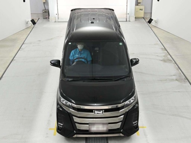 Toyota NOAH 2018 7160622-7
