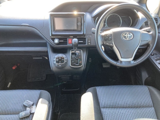 Toyota NOAH 2014 7160632-3