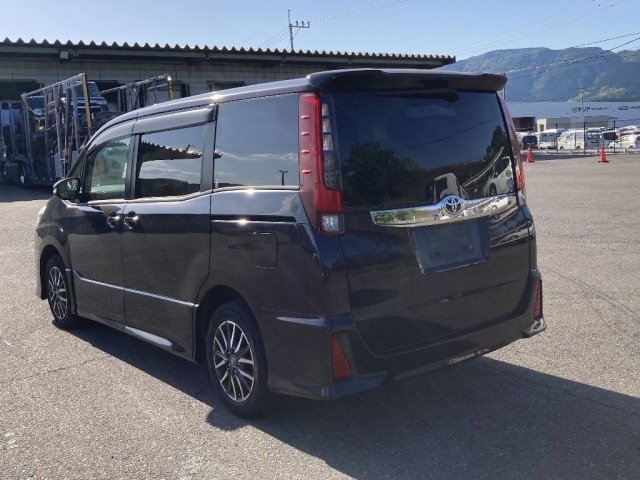 Toyota NOAH 2014 7160632-5