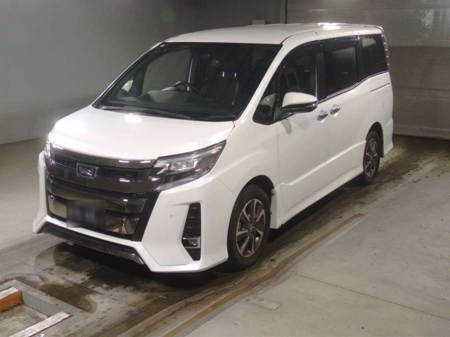 Toyota NOAH 2019 7160635-0