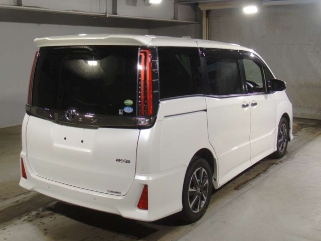 Toyota NOAH 2019 7160635-1