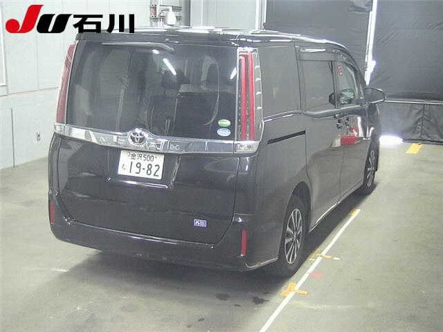 Toyota NOAH 2017 7160638-1