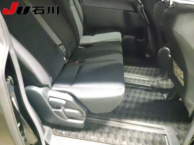 Toyota NOAH 2017 7160638-7