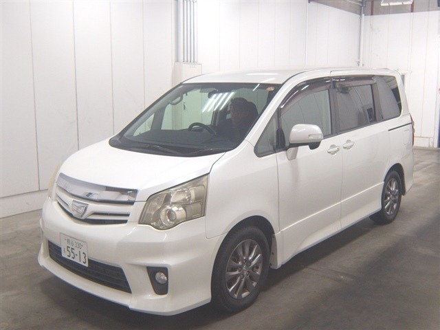 Toyota NOAH 2010 7160639-4