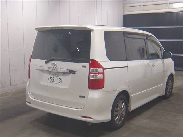 Toyota NOAH 2010 7160639-5