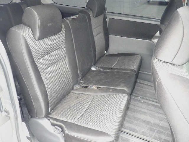 Toyota NOAH 2007 7160641-8