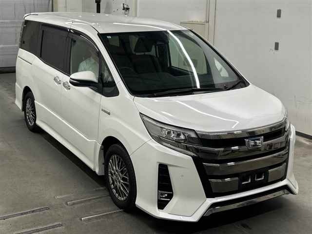 Toyota NOAH 2019 7160644-0