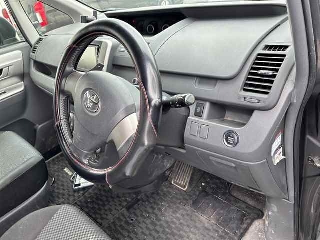 Toyota NOAH 2010 7160646-3