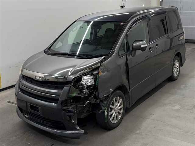 Toyota NOAH 2010 7160646-4