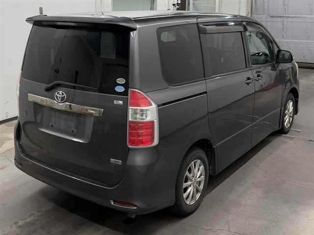 Toyota NOAH 2010 7160646-5
