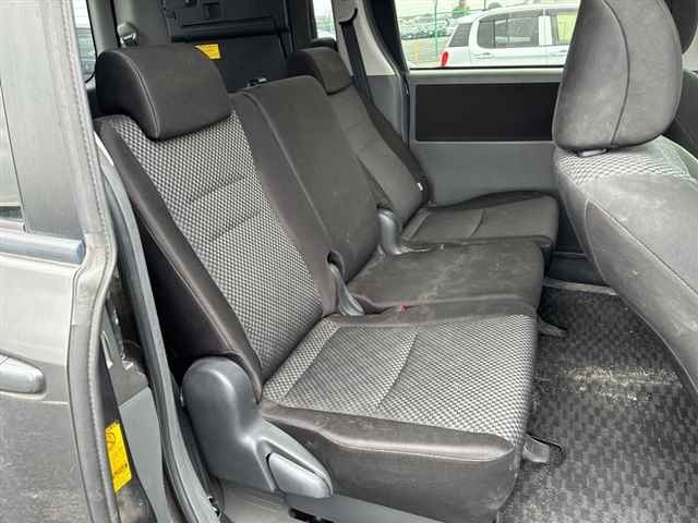 Toyota NOAH 2010 7160646-8
