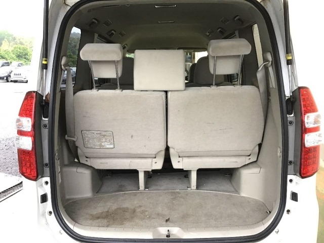 Toyota NOAH 2013 7160649-7