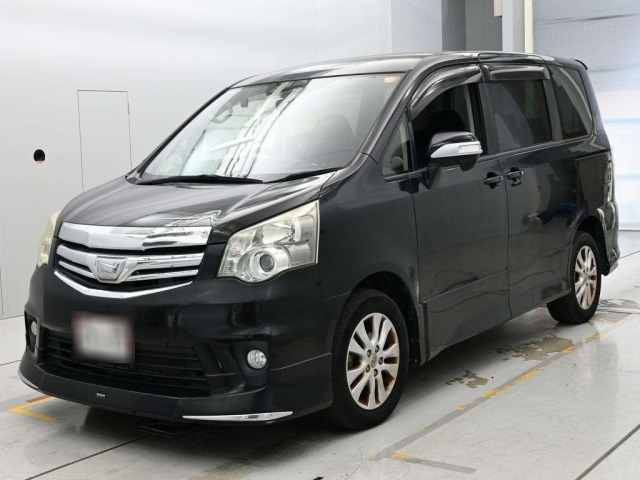 Toyota NOAH 2013 7160657-0
