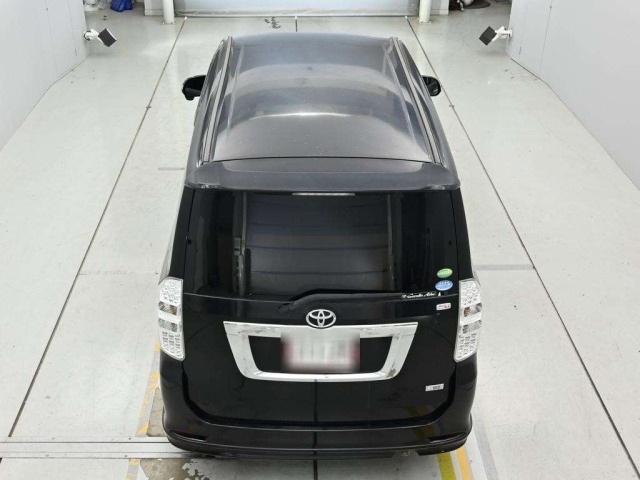 Toyota NOAH 2013 7160657-8
