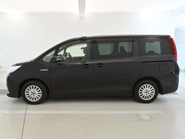 Toyota NOAH 2014 7160659-4