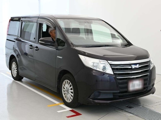 Toyota NOAH 2014 7160659-5