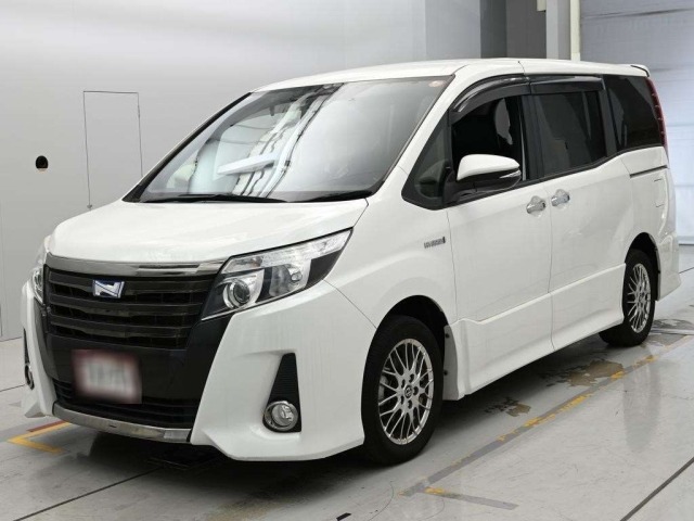Toyota NOAH 2016 7160665-0