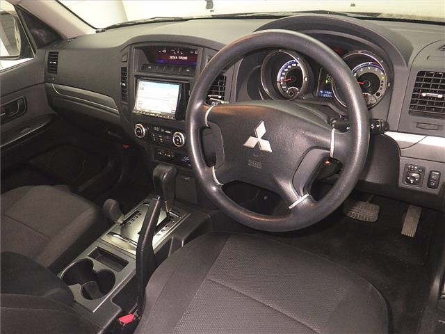 Mitsubishi PAJERO 2010 7158369-3