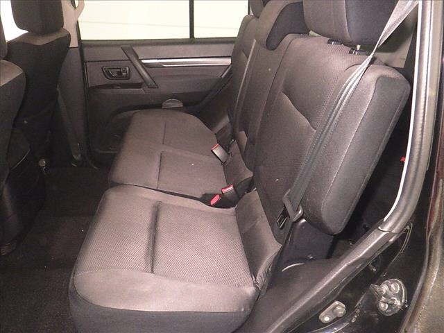 Mitsubishi PAJERO 2010 7158369-7