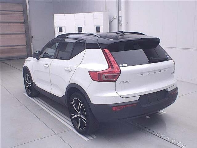 Volvo XC40 2021 7160294-1