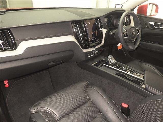 Volvo XC60 2021 7160623-4