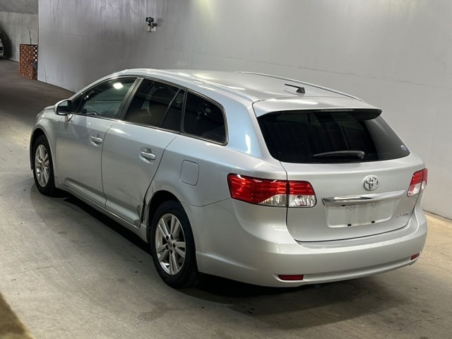 Toyota AVENSIS WAGON 2014 7177725-1