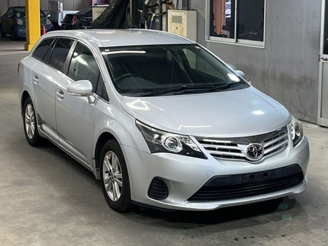 Toyota AVENSIS WAGON 2014 7177725-4