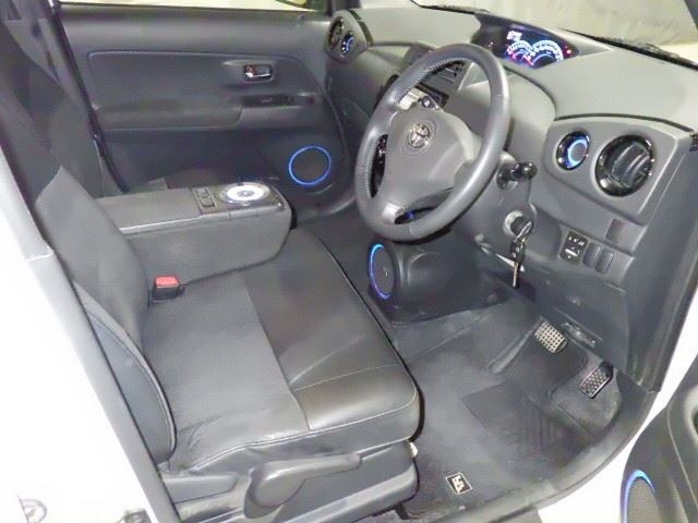 Toyota BB 2015 7174590-3
