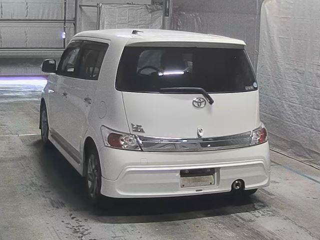 Toyota BB 2015 7174590-7