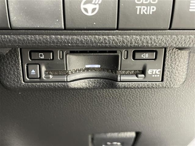 Toyota COROLLA TOURING 2022 7174486-8